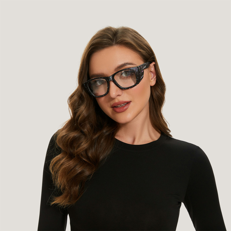 girl with a sunglasses